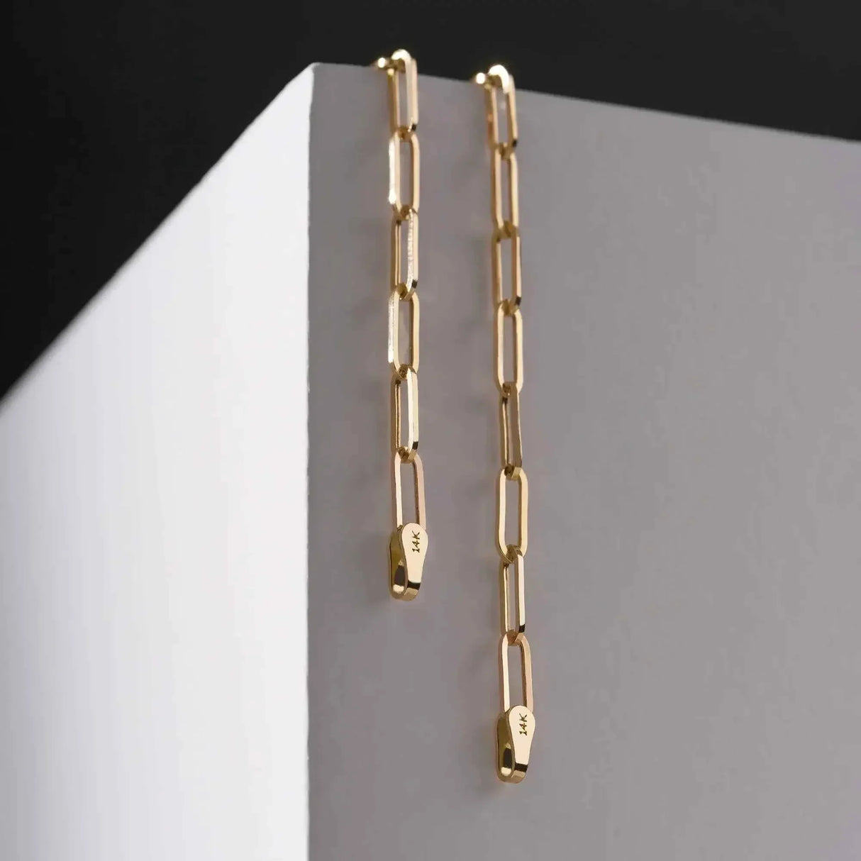 Elongated Oval Link Chain Necklace – Flat Rectangular Paperclip Style
