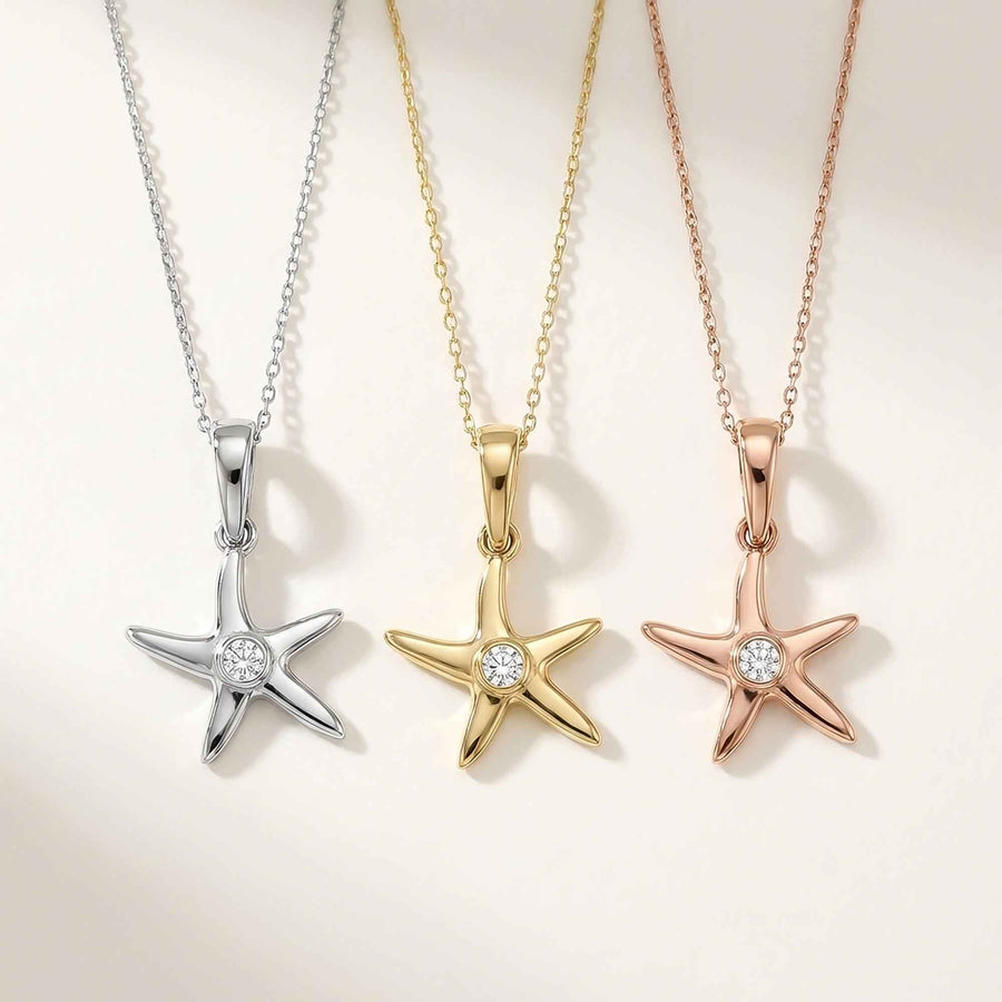 Colliers pendentif étoile de mer en or jaune, blanc et rose 14 carats suspendus côte à côte