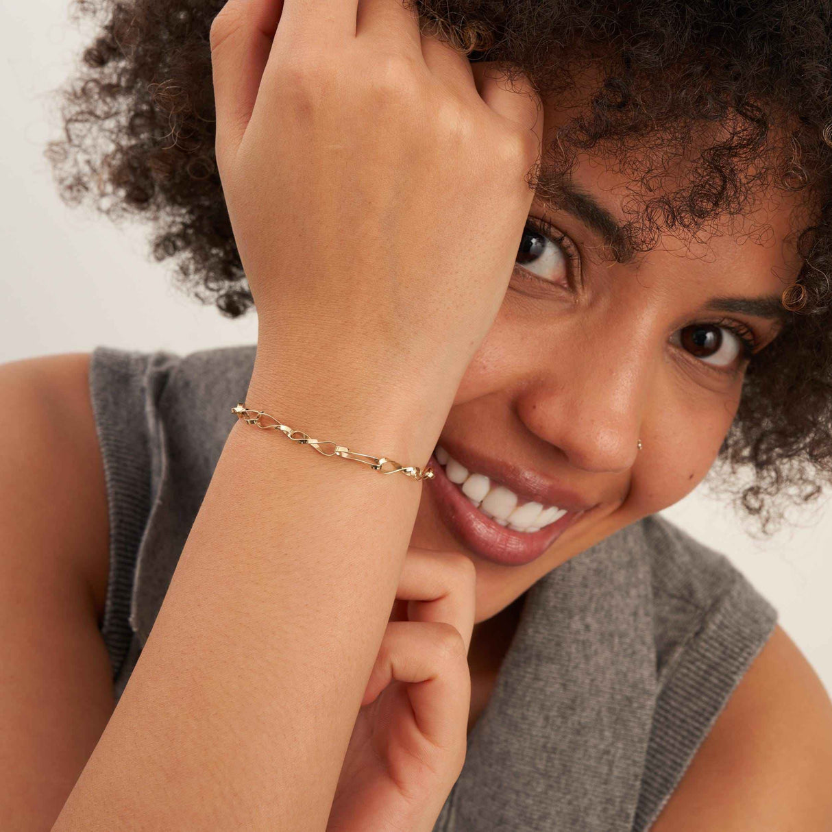 Twisted Gold Chain Bracelet 14K Solid Gold Minimal Everyday Jewelry