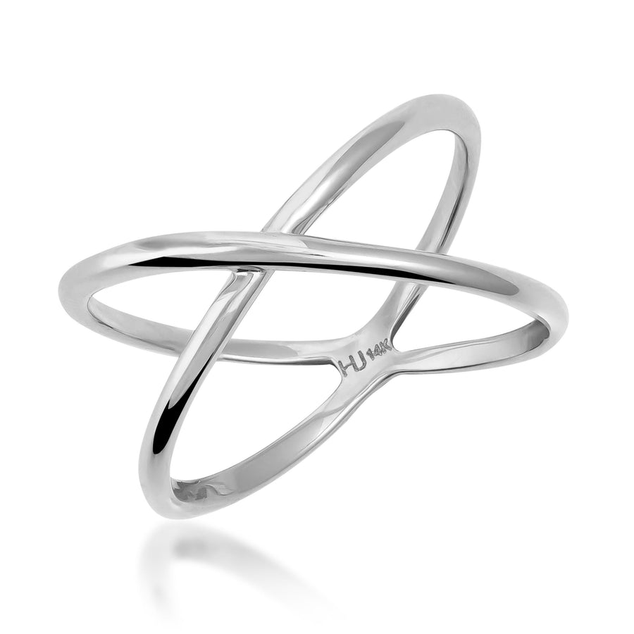 Bague infini entrecroisée en or blanc 14 carats sur fond blanc