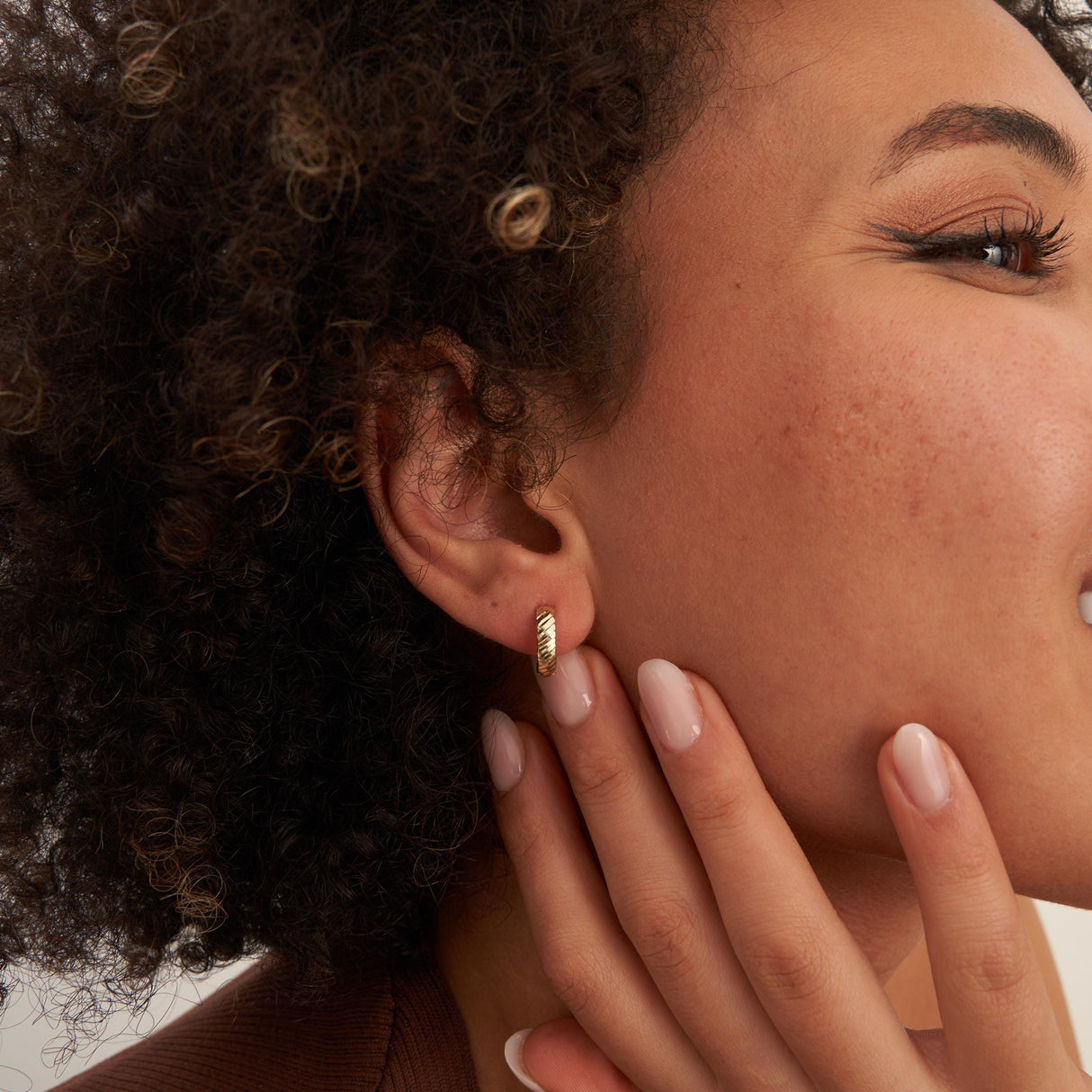 14K Gold Textured Hoop Earrings Huggie Hoops Minimalist