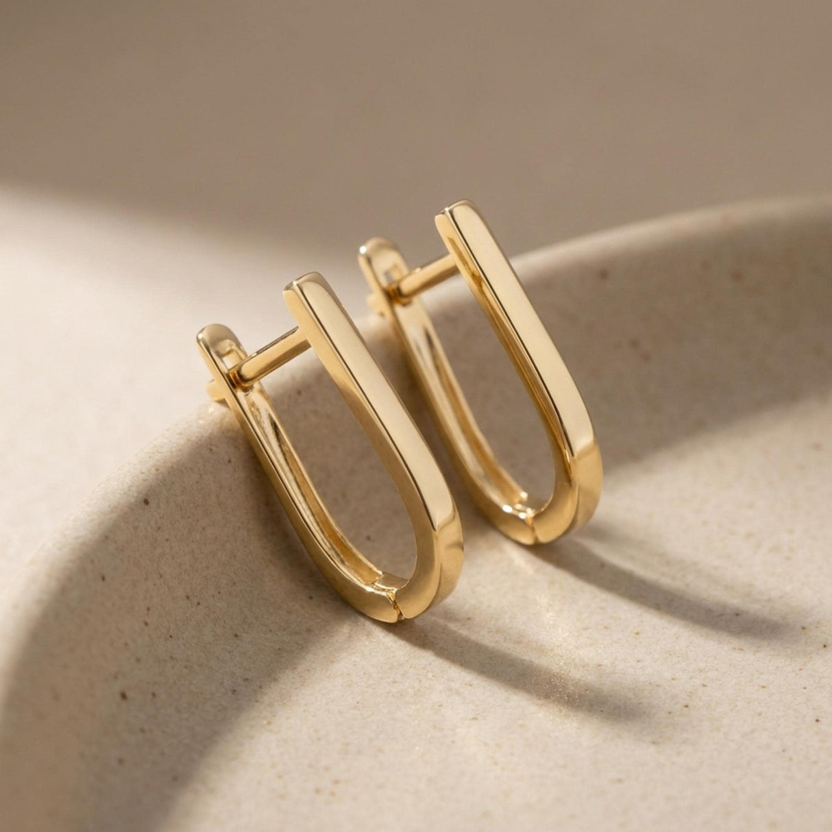14K Gold Oval Huggie Hoop Earrings Minimal U Shape Small Gold Hoops