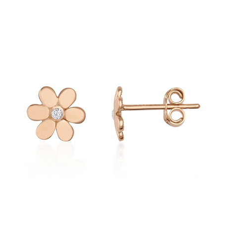 Puces d'oreilles fleur marguerite en or rose 14 carats avec centre en oxyde de zirconium, vue de face et de côté sur fond blanc