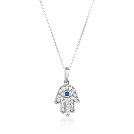 Hamsa-Hand-Halskette mit blauem laborgezüchtetem Saphir aus 585er Weißgold auf weißem Hintergrund