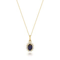 Collier pendentif halo saphir de synthèse en or jaune 14 carats sur fond blanc