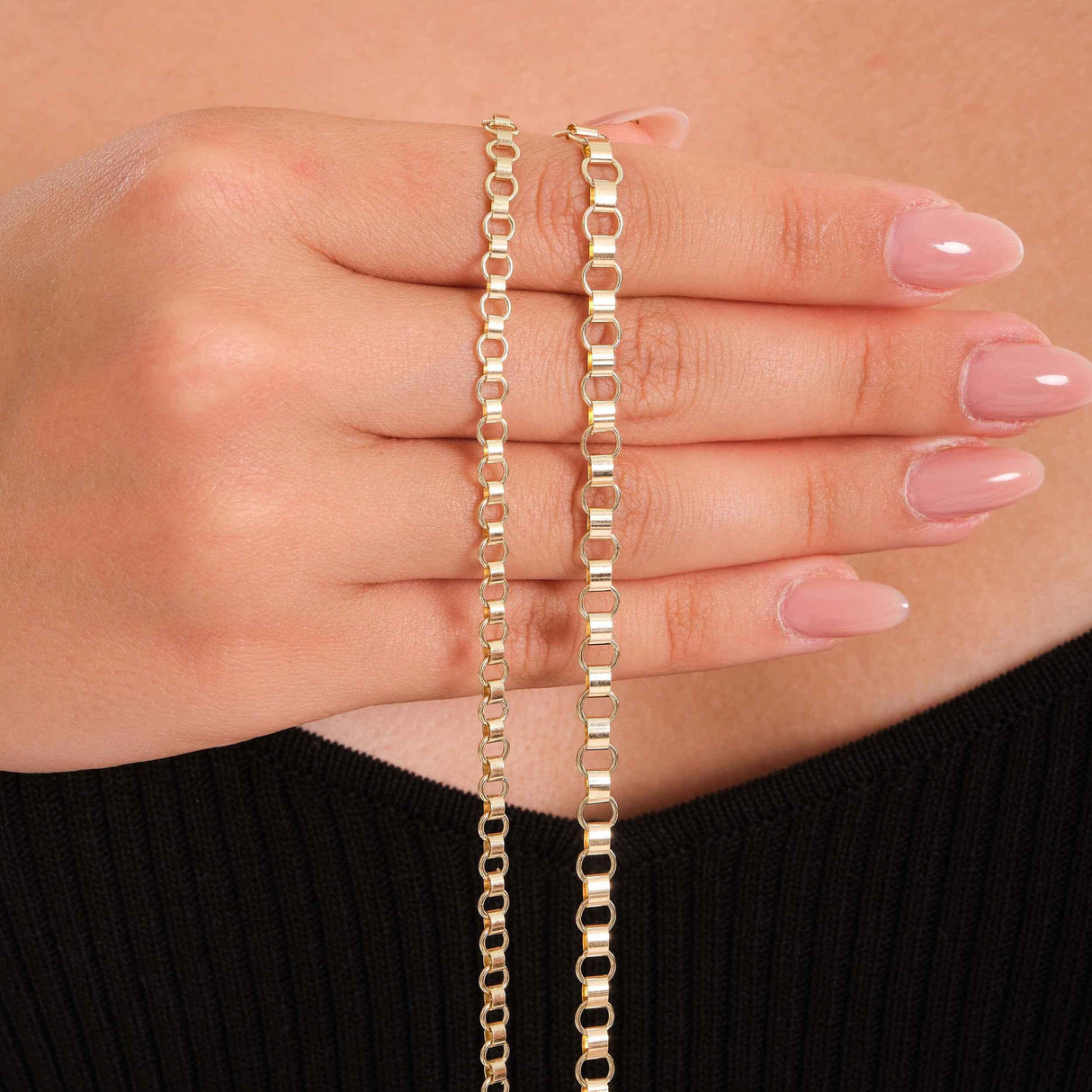 Soft Edge Box - Rounded Rectangle Link Gold Chain Necklace