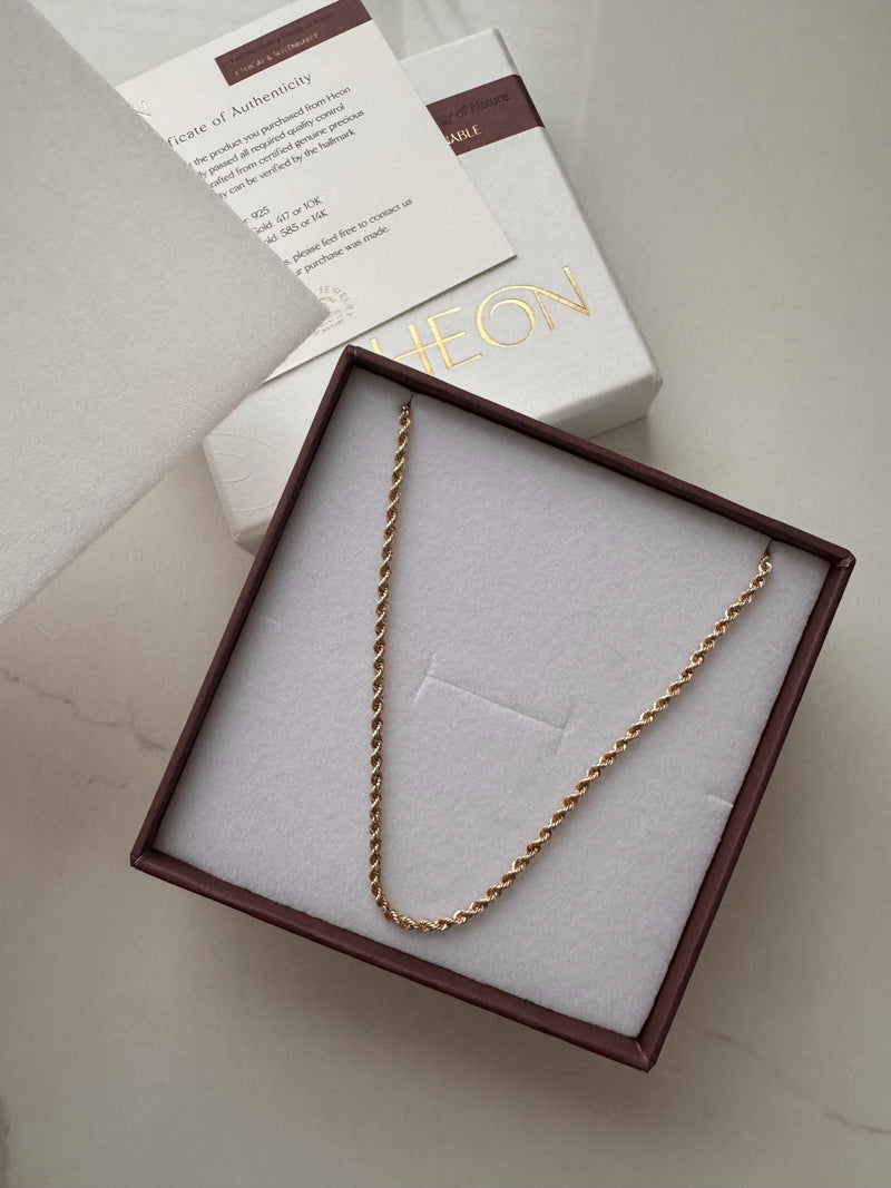 Photo client : Chaîne maille corde semi-creuse en or 14 carats