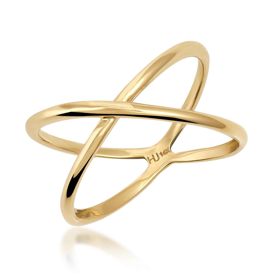 Anello infinito incrociato in oro giallo 14kt su sfondo bianco