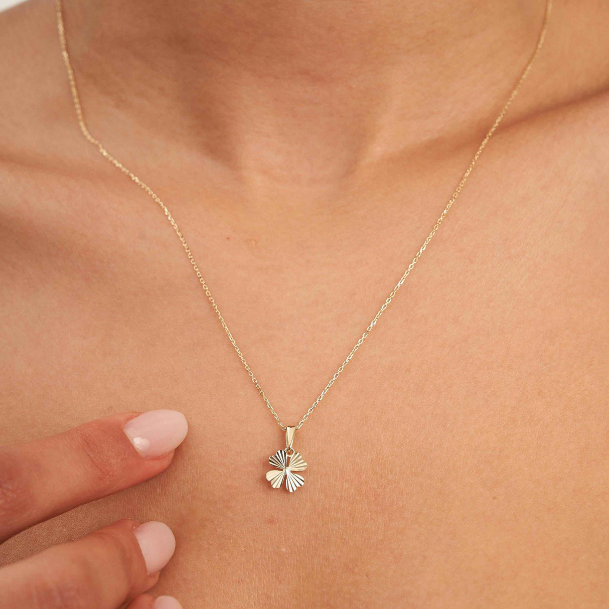 Minimal Four Leaf Gold Clover Necklace 14K Solid Gold Lucky Jewelry