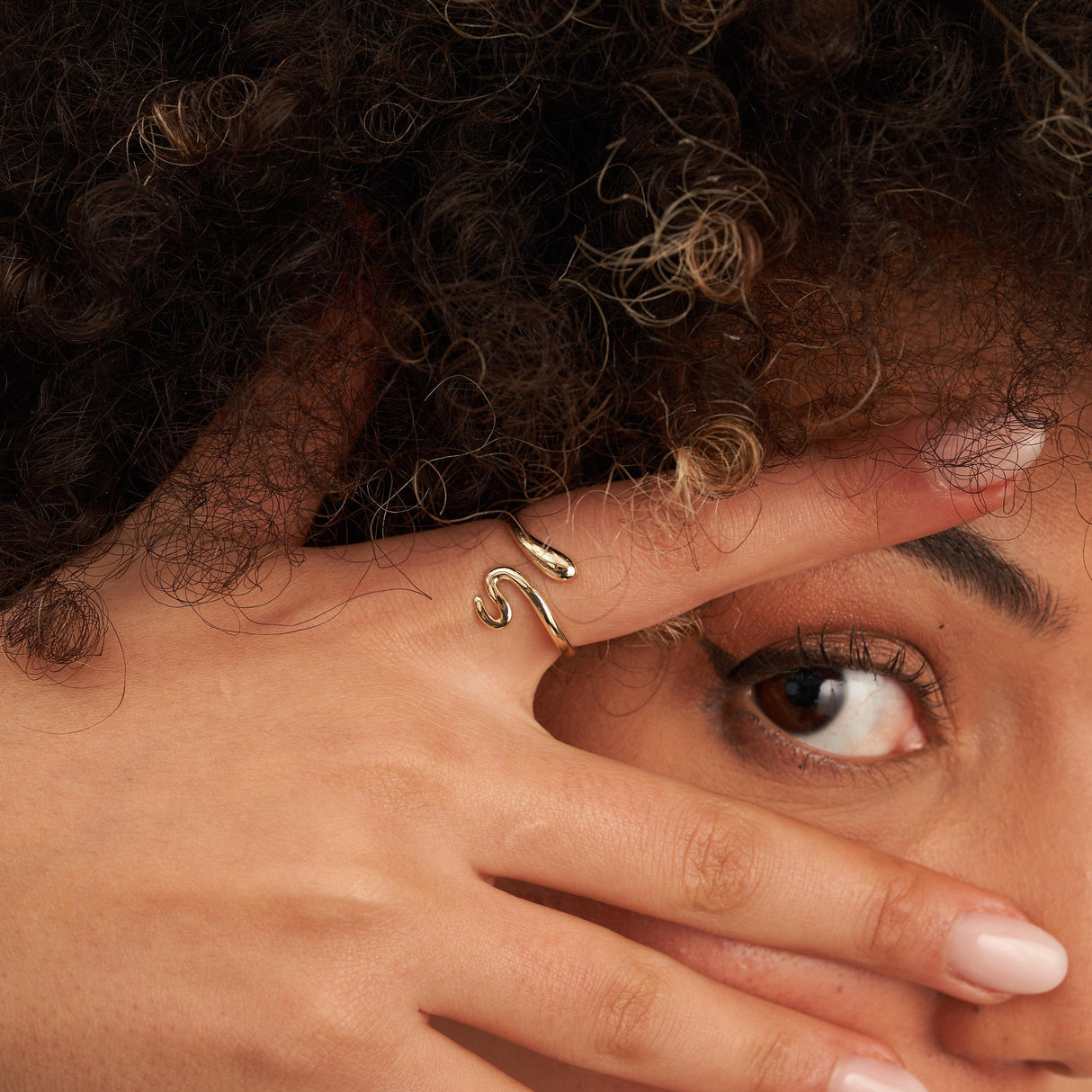 14K Solid Gold Serpent Ring, Minimal Snake Ring, Symbolic Power Jewelry