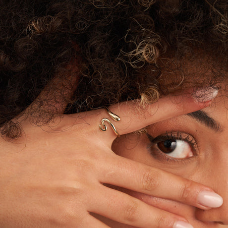 14K Solid Gold Serpent Ring, Minimal Snake Ring, Symbolic Power Jewelry