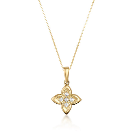 Collier fleur de trèfle en or jaune 14 carats avec oxydes de zirconium sur fond blanc