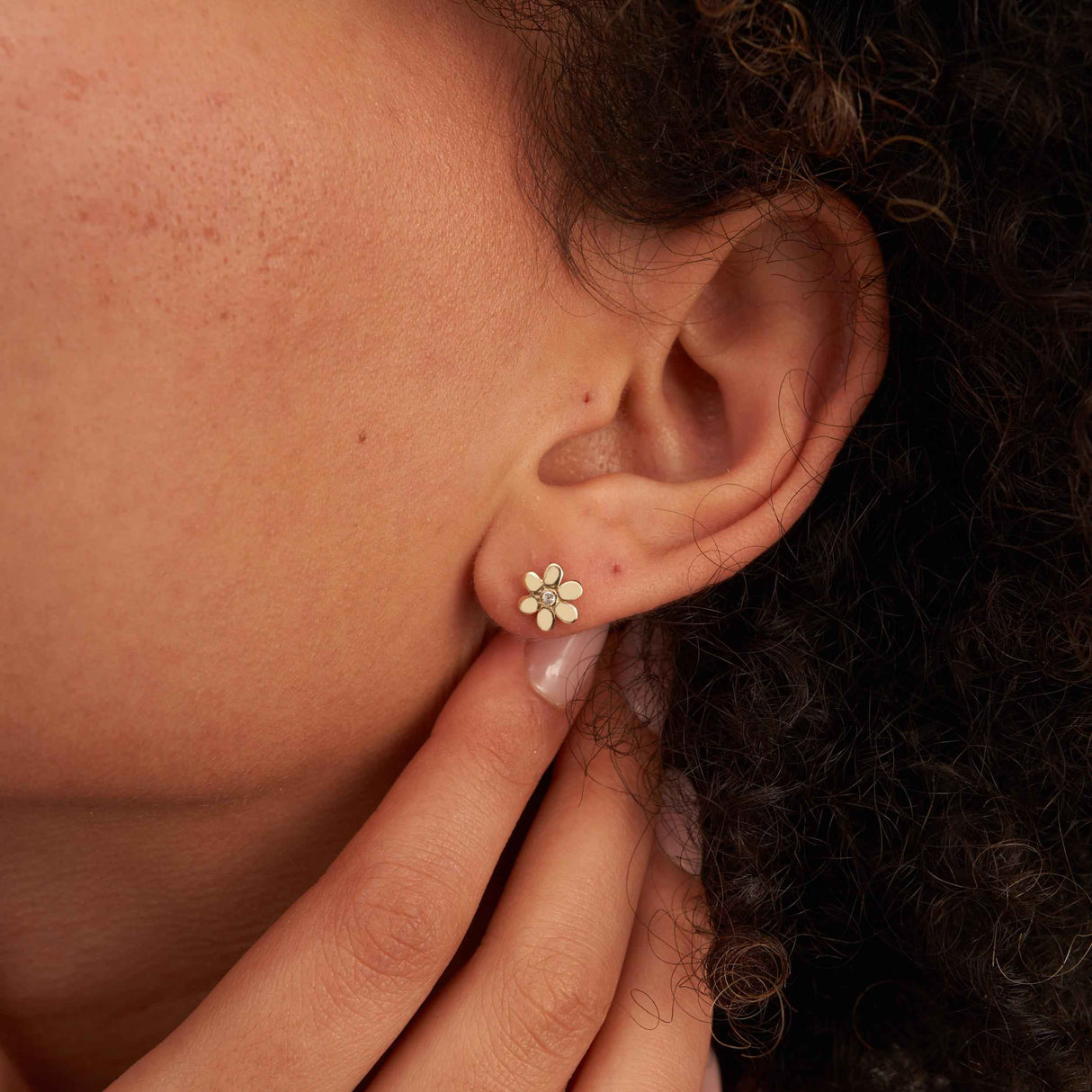 14K Solid Gold Flower Stud Earrings, Daisy CZ Floral Minimal Gold Studs
