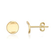 Pendientes de botón de disco abombado en oro amarillo de 14 quilates, vista frontal y lateral sobre fondo blanco