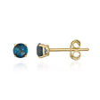 Orecchini a lobo con pietra da 4 mm in oro giallo 14kt con topazio London Blue, vista frontale e laterale su sfondo bianco